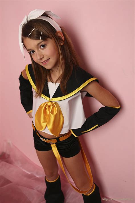 [PDF] Laura B Chan .
